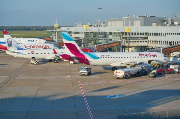 Eurowings pozywa działaczy klimatycznych za blokowanie operacji na lotniskach i uniemożliwienie realizacji połączeń /123RF/PICSEL