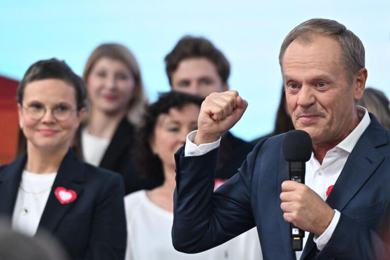 Donald Tusk z rekomendacją Platformy Obywatelskiej na stanowisko premiera - INFBusiness