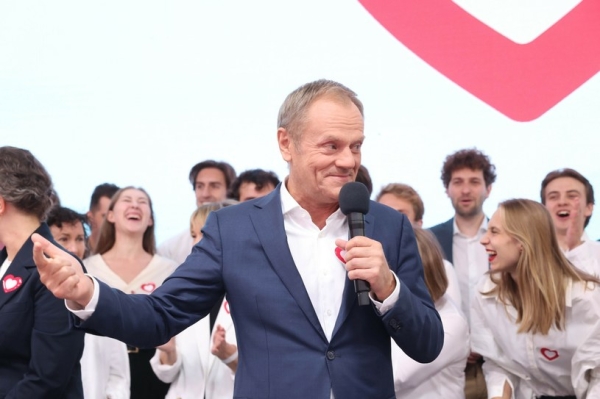 Donald Tusk ma zostać wskazany przez opozycję jako kandydat na premiera /Jacek Dominski/REPORTER /Reporter