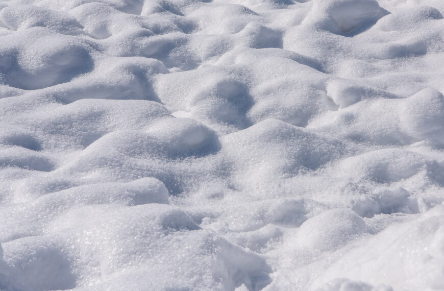 Pogoda w Polsce: Atak zimy, w niektórych miejscach do 25 cm śniegu. IMGW ostrzega