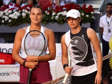 Aryna Sabalenka i Iga Świątek