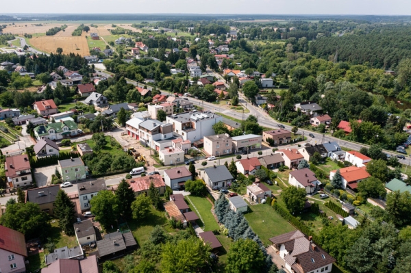 Maksymalna stawka podatku od nieruchomości w 2024 roku poszła w górę. Pierwsze miasta już ogłosiły podwyżki /LUKASZ SZCZEPANSKI/REPORTER /East News