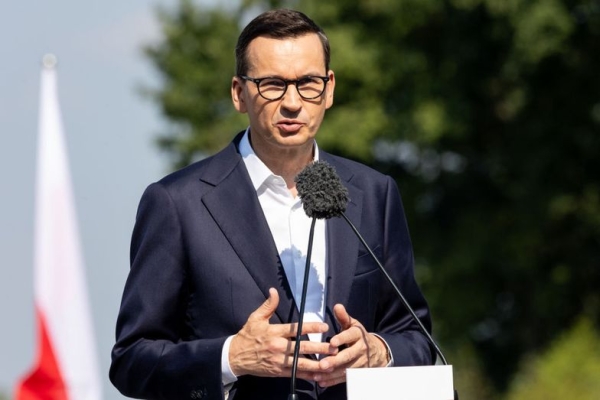 Rząd bez wotum zaufania, ale z państwową pensją. Tyle zarobi Mateusz Morawiecki - INFBusiness