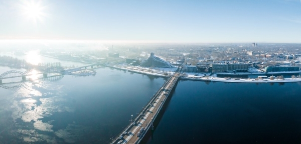 Trasa kolejowa Rail Baltica już wkrótce umożliwi szybką podróż z Warszawy do Rygi /123RF/PICSEL