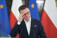 Pizza warta miliony złotych. PiS uratował partię Hołowni - INFBusiness