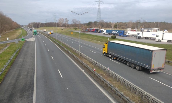 Stalexport zniesie od 16 I preferencyjną stawkę opłaty za przejazd autostradą A4 pojazdami kat. 1