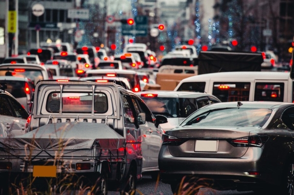 Coraz więcej europejskich krajów wprowadza strefy czystego transportu. W Hiszpanii będę obowiązkowe w każdy mieście powyżej 50 tys. mieszkańców /123RF/PICSEL