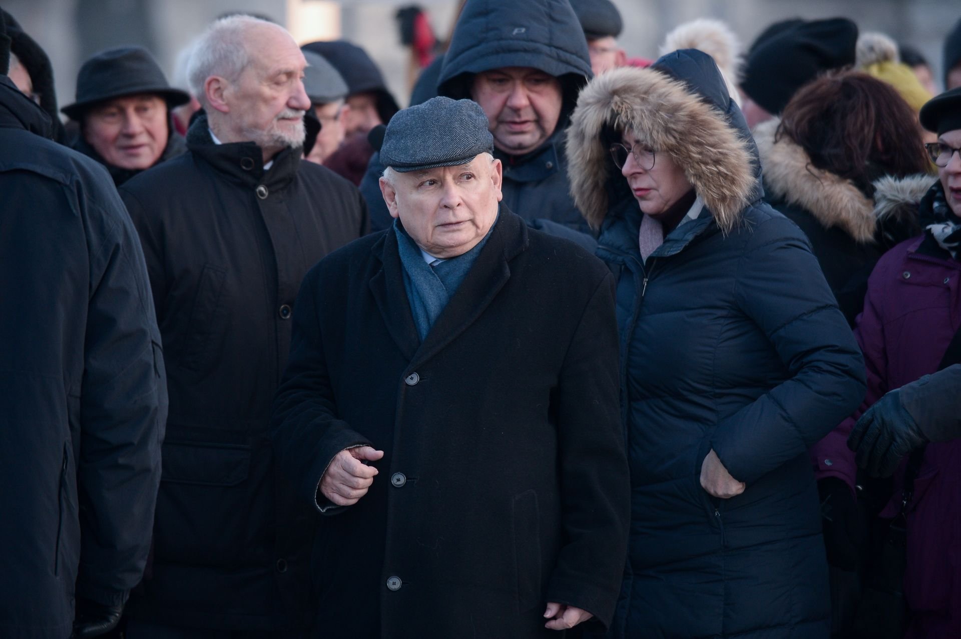 PiS spodziewa się kilkudziesięciu tysięcy osób na demonstracji w Warszawie - INFBusiness