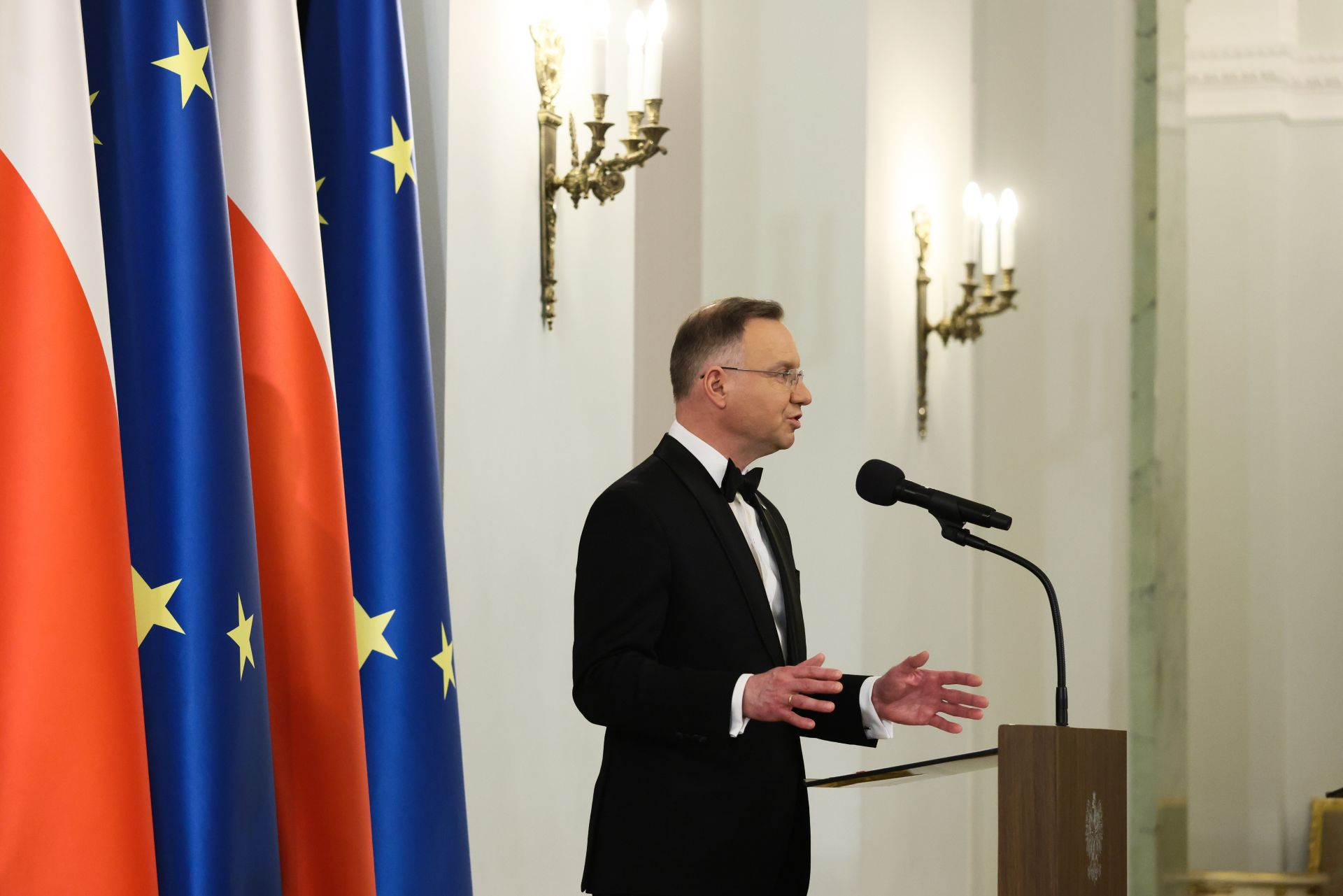 Sondaż: Jak zmieniła się ocena prezydentury Andrzeja Dudy - INFBusiness