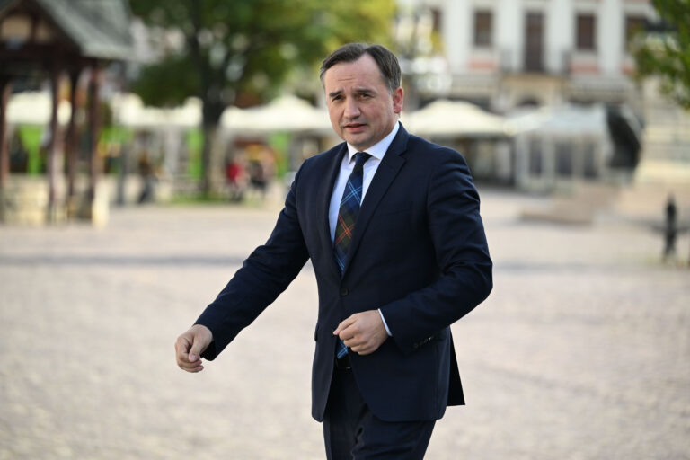 Kłopoty Solidarnej Polski. PKW odrzuciła sprawozdanie partii Zbigniewa Ziobry - INFBusiness