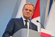 Donald Tusk mówił o "wyprowadzeniu Glapińskiego". Sąd rozpatrzy zażalenie prezesa NBP - INFBusiness