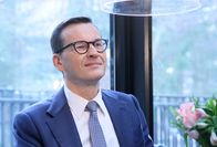 Morawiecki musiał się tłumaczyć. "Jak kupić tanio działkę od księdza i drogo sprzedać" - INFBusiness