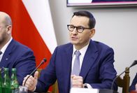 Morawiecki musiał się tłumaczyć. "Jak kupić tanio działkę od księdza i drogo sprzedać" - INFBusiness