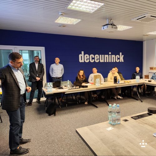 Decademia Twinson - szkolenie z systemów tarasowych Twinson dla Partnerów Deceuninck - INFBusiness