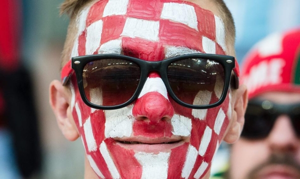 Oto najszczęśliwsze państwa na świecie - Polska pnie się w górę. &quot;Dane wskazują na niepokojącą tendencję&quot;