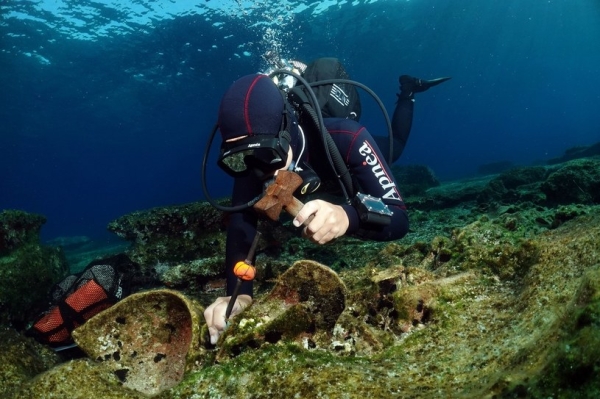 W okolicach greckiej wyspy Kasos odkryto cmentarzysko wraków. Najstarszy może mieć ponad 5000 lat /Kasos Maritime Archaeological Project  /materiały prasowe