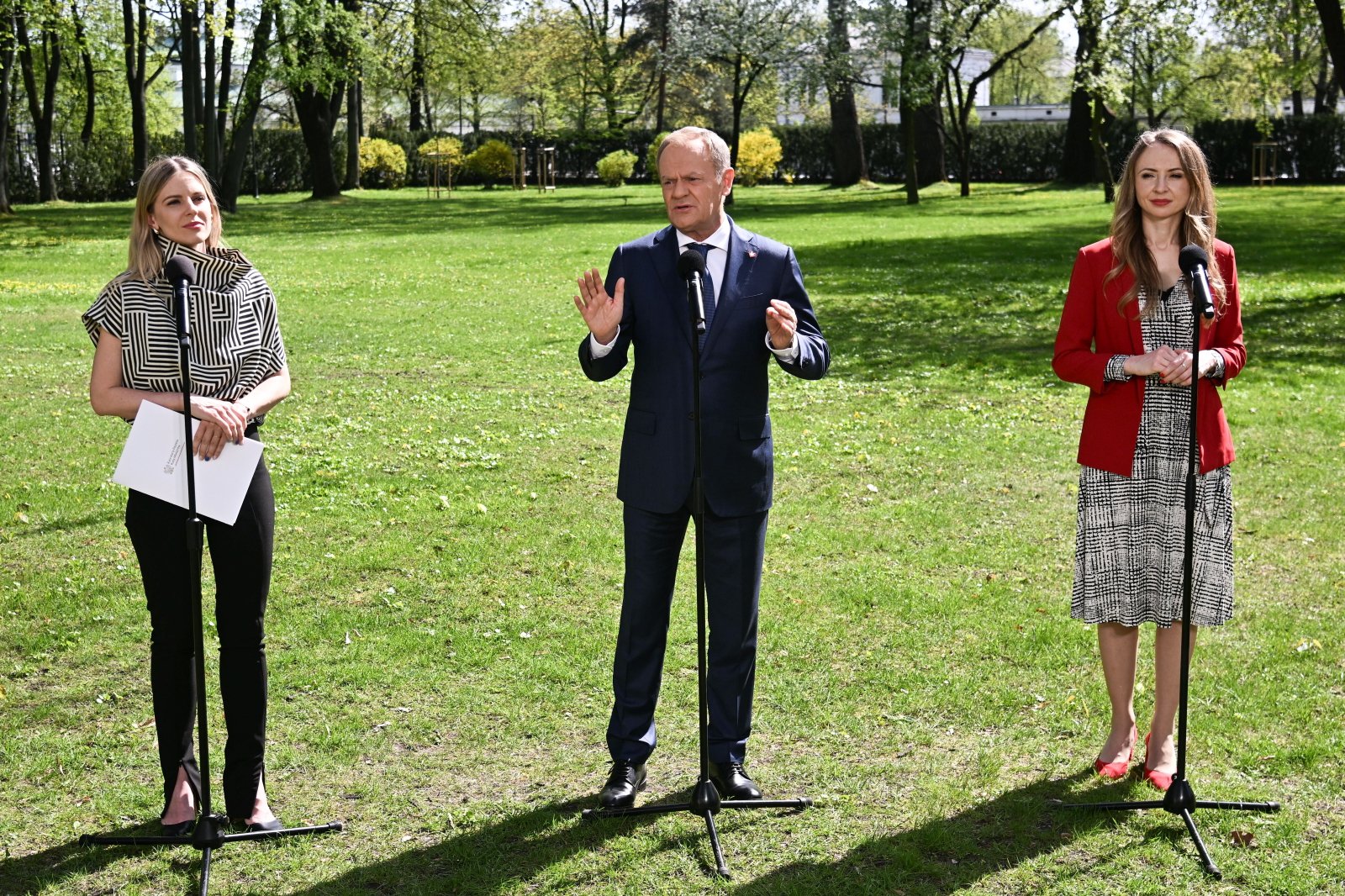 „Aktywny rodzic” flagowym projektem rządu na jesień. Jakie są jego założenia? - INFBusiness