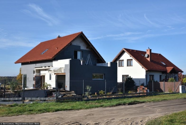 Sprzedadzą mieszkanie, kupią dom? "Będzie tańszy" - INFBusiness