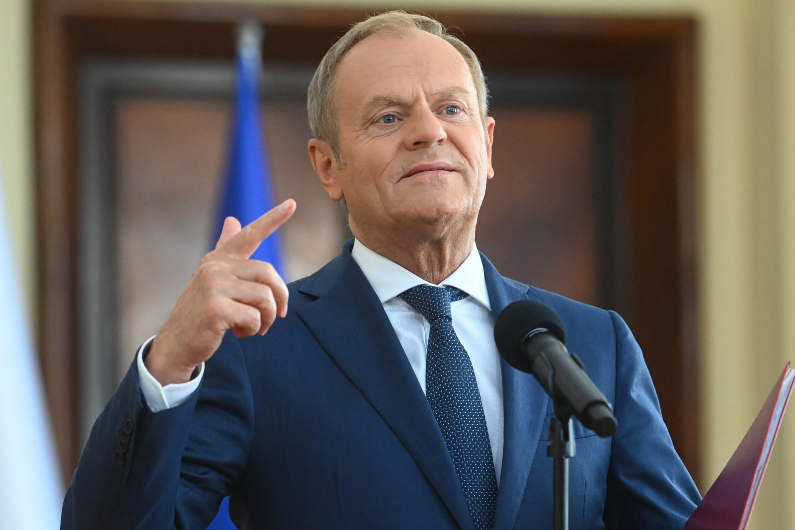 Wybory prezydenckie: Donald Tusk ogłosił decyzję. Kogo w wyborach poprze premier? - INFBusiness