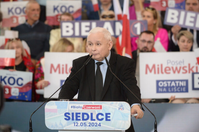 Jarosław Kaczyński o PE: Mają być podjęte decyzje, które Polakom odbiorą wszystko - INFBusiness