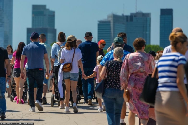 Jeszcze rok wyrzeczeń? Ekonomiści kreślą czarne scenariusze