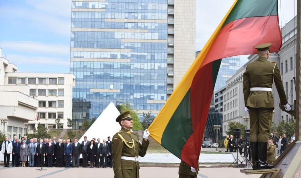Litwa wprowadza godzinę policyjną. Na razie w Wilnie i Kownie - INFBusiness