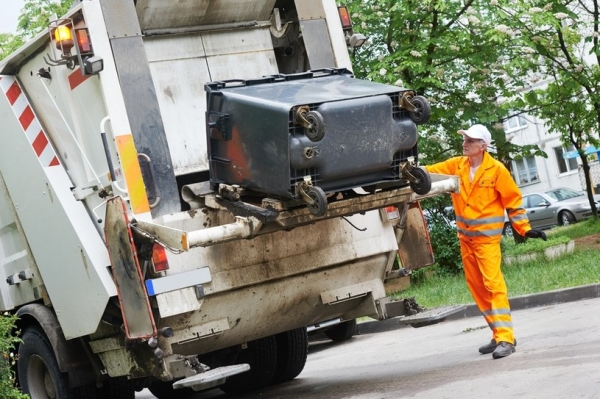 Warszawski budżet kolejny rok z rzędu zanotował nadwyżkę z opłat za gospodarowanie odpadami komunalnymi wynoszącą przeszło 205 mln zł /123RF/PICSEL