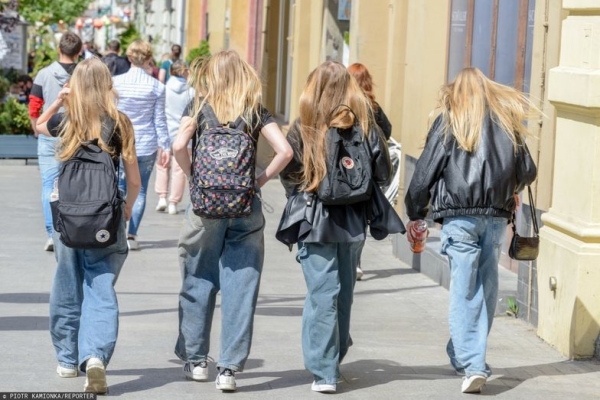 Pokolenie Z zmienia zasady gry. "Nie chcą żyć jak ich rodzice"