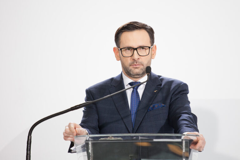 Daniel Obajtek aresztowany na miesiąc? Jasna deklaracja posła Szczerby - INFBusiness