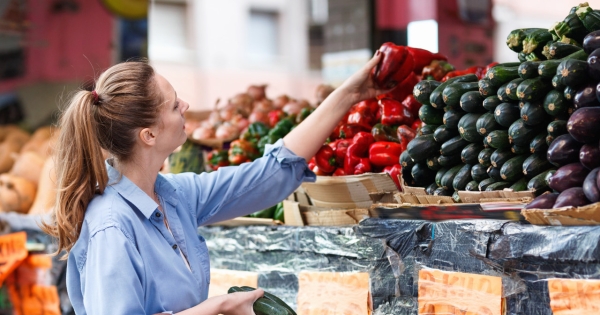 W Kanadzie potrzebujący będą mogli skorzystać z banku żywności w postavi supermarketu /123RF/PICSEL