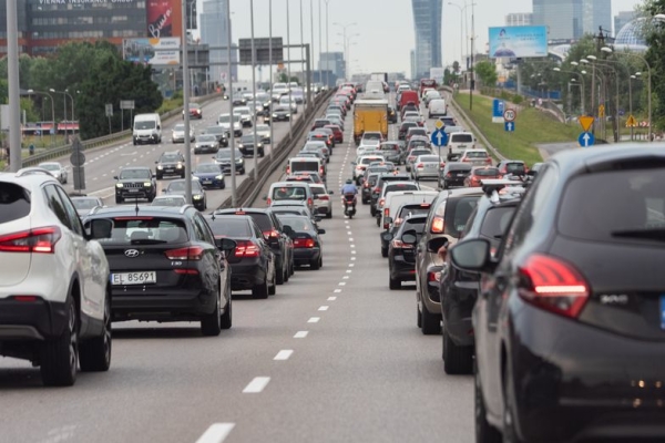 Ważna zmiana w Warszawie od lipca. Te samochody nie wjadą do centrum