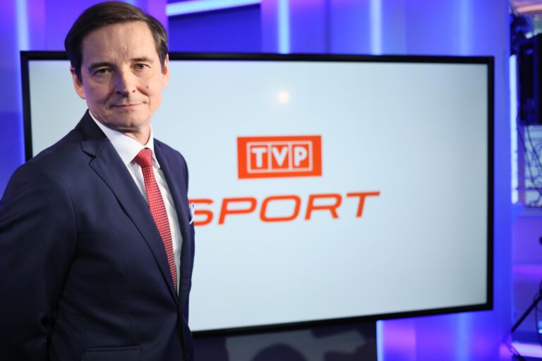 Przemysław Babiarz zawieszony przez TVP. Jak decyzję komentują politycy? - INFBusiness