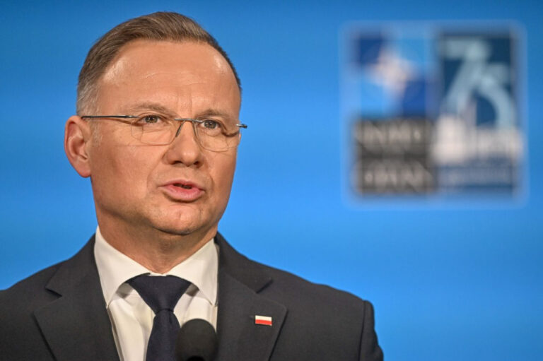 Sondaż. Przyszłość Andrzeja Dudy. Czy jest miejsce na partię pod jego przewodnictwem? - INFBusiness