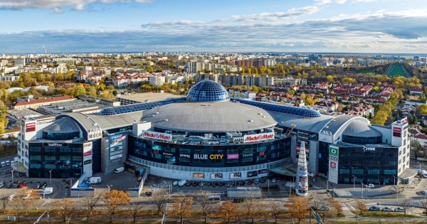 Warszawskie centrum handlowe sprzedało działkę za 20 mln zł. Powstaną na niej mieszkania na wynajem. Źródło: mat. prasowe /