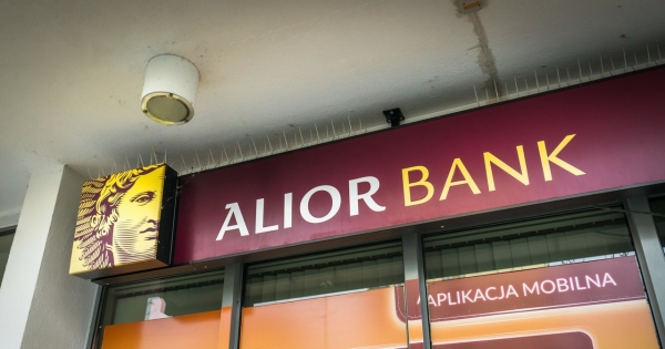 Alior Bank walczy o zmniejszenie kosztów ryzyka /ARKADIUSZ ZIOLEK /East News