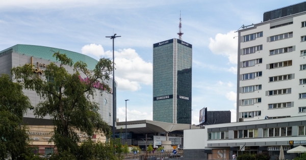 Hotel Marriott stał się symbolem Warszawy /ANDRZEJ IWANCZUK/REPORTER / ANDRZEJ IWANCZUK/REPORTER /Reporter