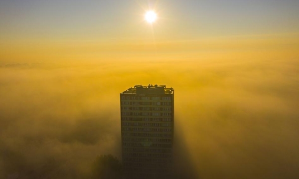 Zaczynał jako flipper, pobił rekord zebranego kapitału, teraz marzy o wieżowcu. Pomogli m.in. finansowi ninja znanego blogera