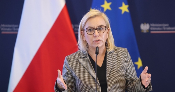 Ministra klimatu Paulina Hennig-Kloska /Tomasz Jastrzębowski /Reporter