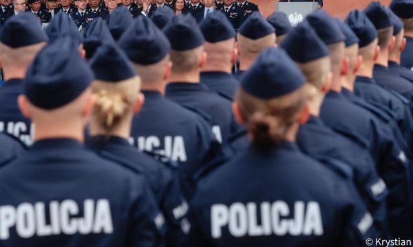 Policjant szybciej awansuje. MSWiA szykuje zmiany w przepisach - INFBusiness