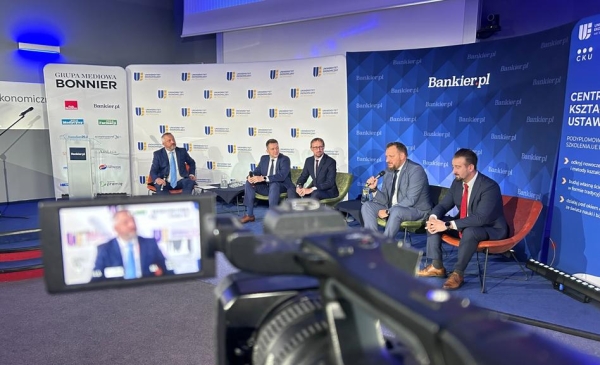 Relacja na żywo z Forum Finansów z Bankier.pl – „Inwestuj z głową” - INFBusiness