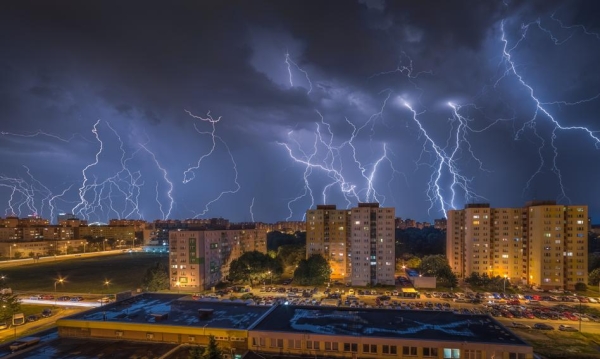 W jednym przypadku to katastrofa. Sprzedaż mieszkań nie przestaje spadać u deweloperów z GPW - INFBusiness