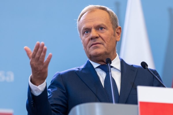 "Brutalne przekroczenie granic". Tusk zeznawał, żąda 100 tys. złotych - INFBusiness