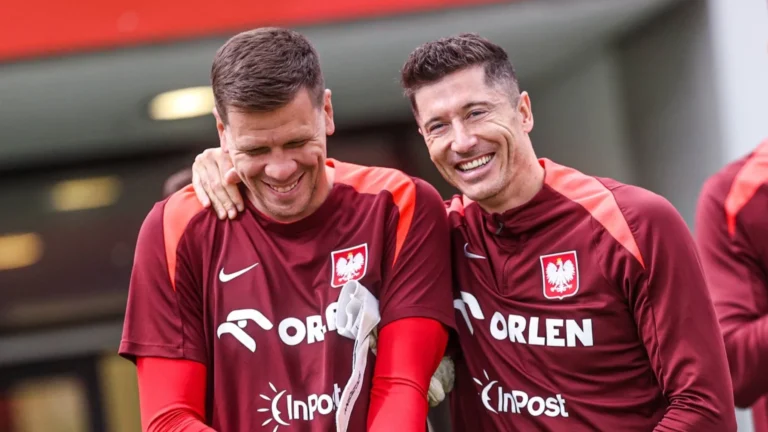 Lewandowski i Szczęsny w FC Barcelonie. Oto polskie historie futbolu sprzed lat – Piłka nożna - INFBusiness