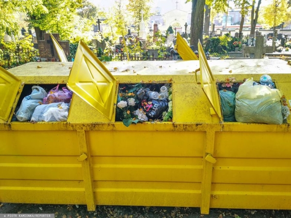 Pięć największych błędów przy segregacji śmieci. Oto czego nie robić