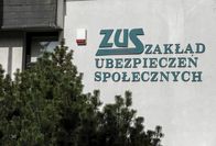 Czekasz na decyzję ZUS-u ws. wakacji składkowych? Zakład wyjaśnia wątpliwości - INFBusiness