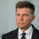 Ryszard Petru pracuje w sklepie Biedronka. Polityk Polski 2050 mówi o „presji czasowej”