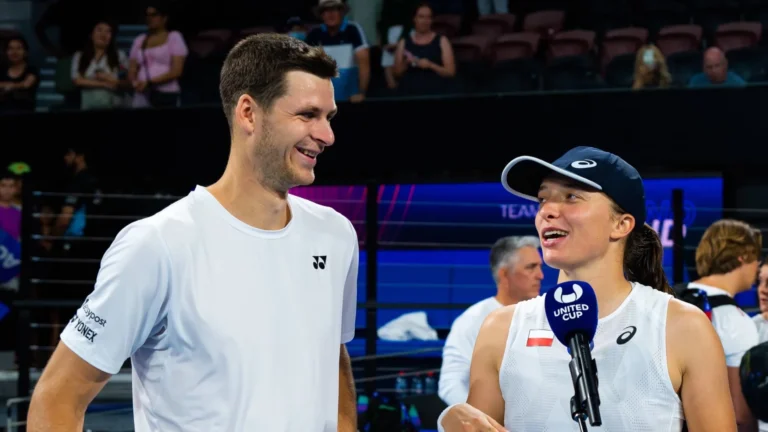 United Cup: Reprezentacja Polski tenisa w Australii. Uśmiechnięta Iga Świątek – Tenis - INFBusiness