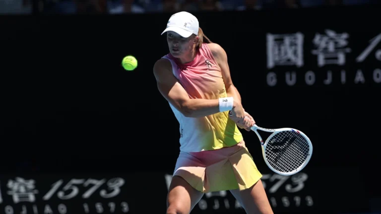 Iga Świątek – Rebecca Sramkova. Pewny awans Polki w Australian Open – Tenis - INFBusiness