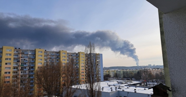 Trwa pożar hali w Bydgoszczy /INTERIA.PL