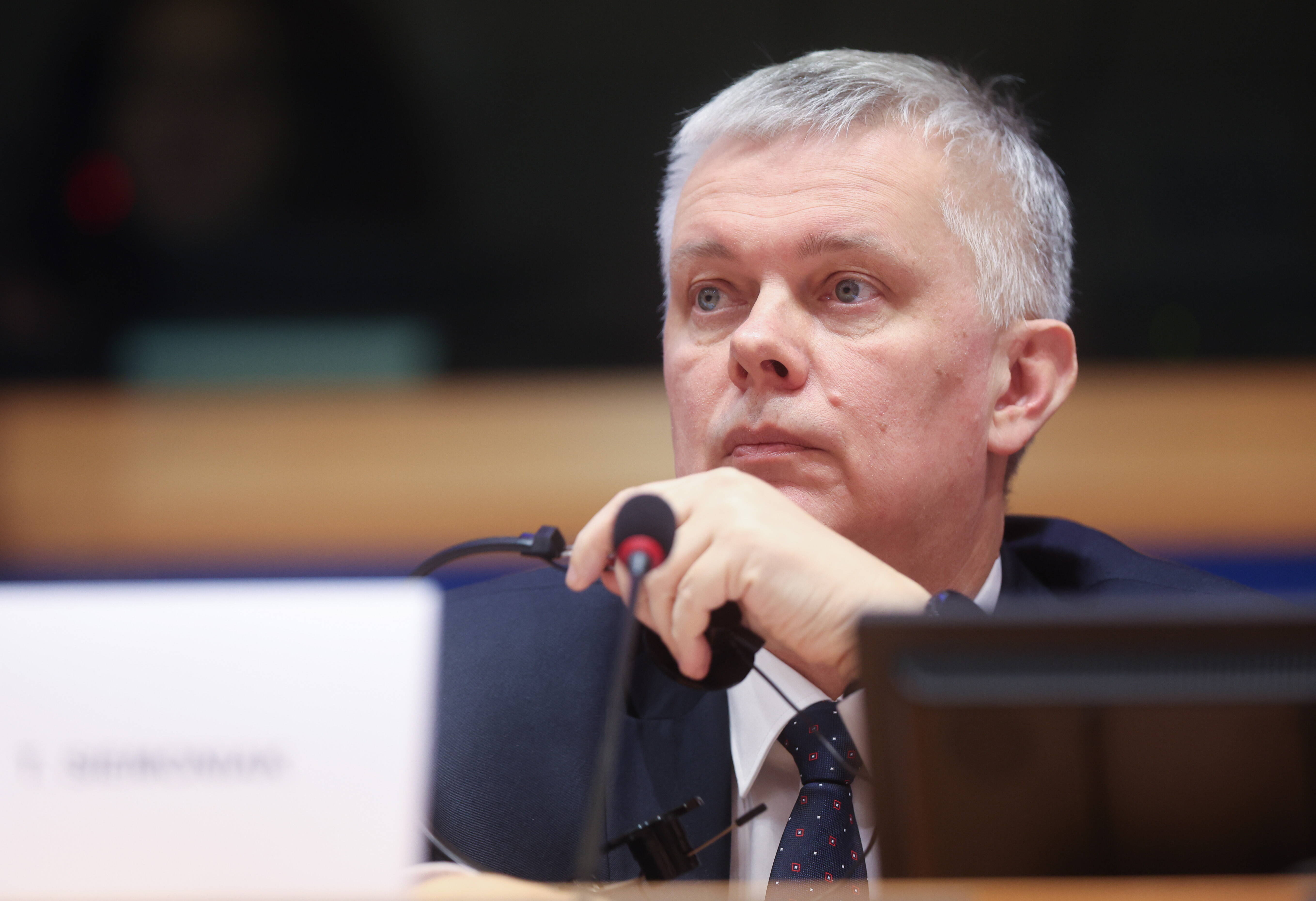 Szef MSWiA Tomasz Siemoniak o reakcji rządu na przestępczość obcokrajowców w Polsce - INFBusiness